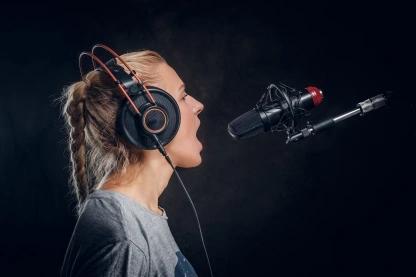 Voice-



Recordings-studio-in-delhi